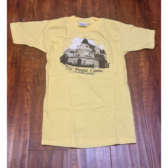 Vintage 1980’s The Magic Castle Hollywood Yellow Single Stitch T-Shirt - Size S